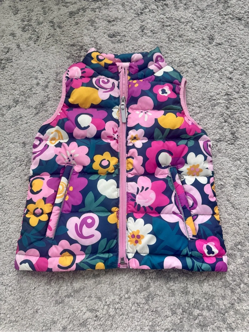 Hanna Andersson Floral Puffer Vest Girls Size 5 / 110